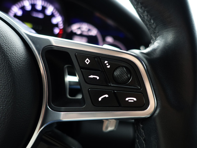 Porsche Panamera Sport Turismo 2.9 4 E-Hybrid 10 Years Edition Soft Close, Sport Chrono, Panoramadak, Stuurverwarming, Bose Audio, Sfeerverlichti