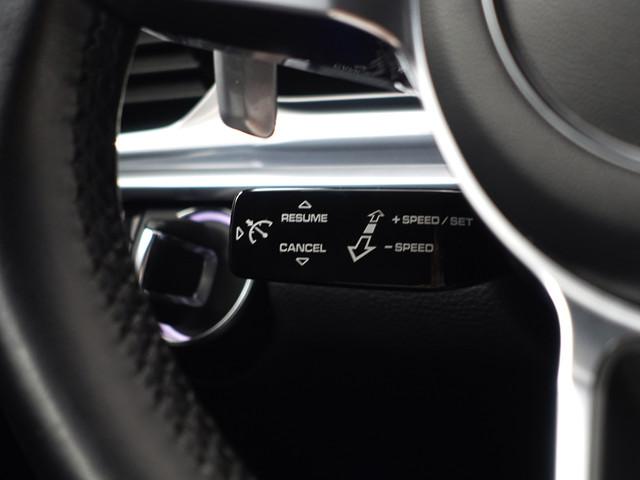 Porsche Panamera Sport Turismo 2.9 4 E-Hybrid 10 Years Edition Soft Close, Sport Chrono, Panoramadak, Stuurverwarming, Bose Audio, Sfeerverlichti