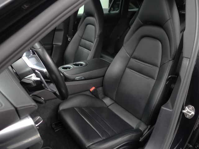 Porsche Panamera Sport Turismo 2.9 4 E-Hybrid 10 Years Edition Soft Close, Sport Chrono, Panoramadak, Stuurverwarming, Bose Audio, Sfeerverlichti