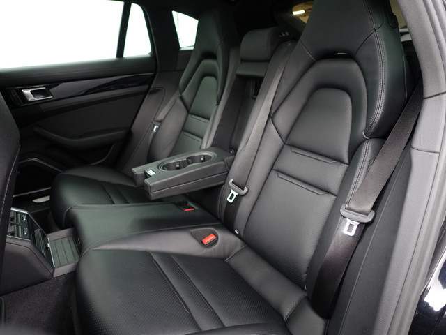Porsche Panamera Sport Turismo 2.9 4 E-Hybrid 10 Years Edition Soft Close, Sport Chrono, Panoramadak, Stuurverwarming, Bose Audio, Sfeerverlichti