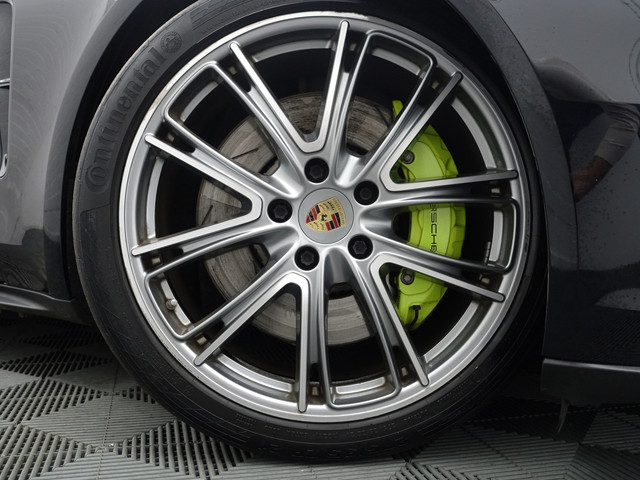 Porsche Panamera Sport Turismo 2.9 4 E-Hybrid 10 Years Edition Soft Close, Sport Chrono, Panoramadak, Stuurverwarming, Bose Audio, Sfeerverlichti