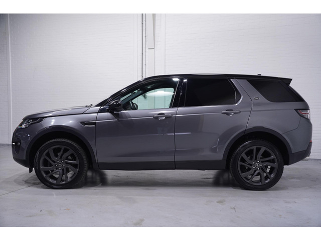 Land Rover Discovery Sport 2.0 TD4 150 pk Grijs Kenteken 2-Zits Navi, Camera, Leder Zwart, 20 LMV, Elek. Stoelen