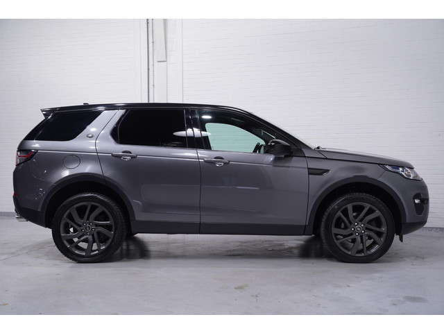 Land Rover Discovery Sport 2.0 TD4 150 pk Grijs Kenteken 2-Zits Navi, Camera, Leder Zwart, 20 LMV, Elek. Stoelen