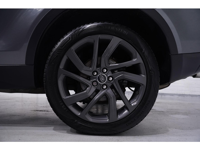 Land Rover Discovery Sport 2.0 TD4 150 pk Grijs Kenteken 2-Zits Navi, Camera, Leder Zwart, 20 LMV, Elek. Stoelen