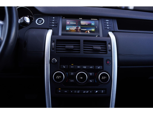 Land Rover Discovery Sport 2.0 TD4 150 pk Grijs Kenteken 2-Zits Navi, Camera, Leder Zwart, 20 LMV, Elek. Stoelen