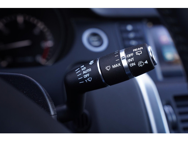 Land Rover Discovery Sport 2.0 TD4 150 pk Grijs Kenteken 2-Zits Navi, Camera, Leder Zwart, 20 LMV, Elek. Stoelen
