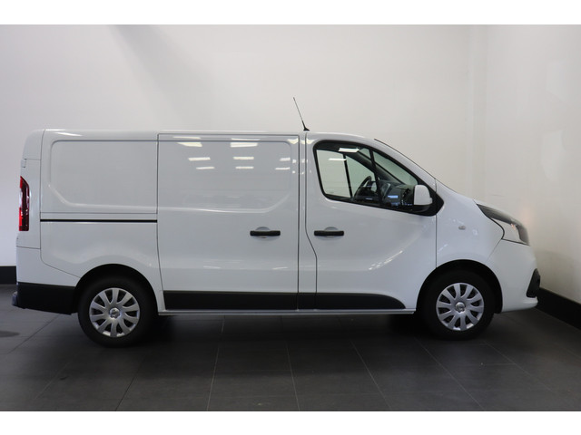 nissan-nv300-1.6-dci-120pk-euro-6---airco---navi---cruise----10.950---excl.