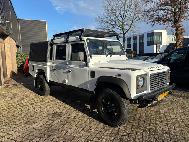 Land Rover Defender 2.2 D 130 S Crew Cab