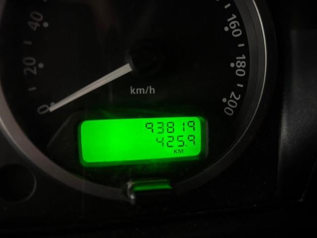Land Rover Defender 2.2 D 130 S Crew Cab