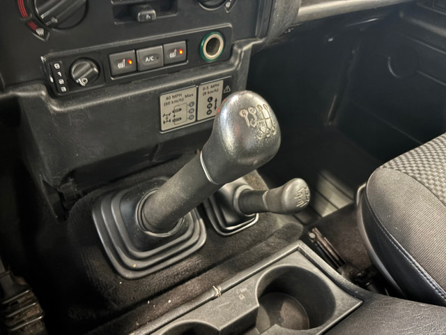 Land Rover Defender 2.2 D 130 S Crew Cab