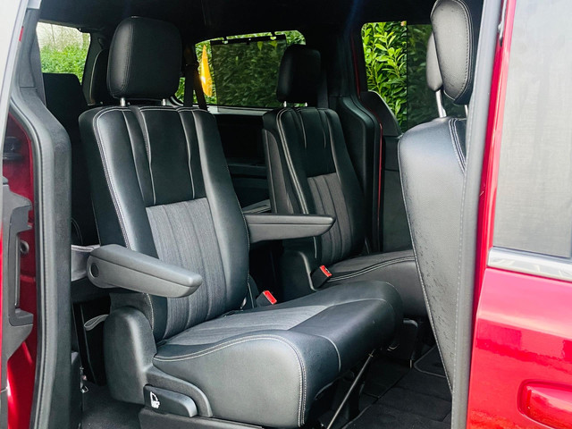 Chrysler Grand Voyager S Sport Black Edition 3.6 V6 Stow&Go Limited 3XTV DVD