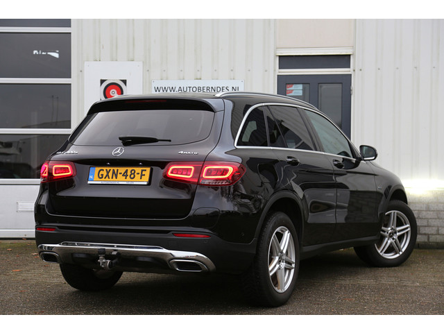 Mercedes-Benz GLC 300e 4MATIC PHEV Plug in hybride*BTW*1ste Eig*Perfect Onderh.*Elek. Trekhaak Act. Remass. Parkeerass. LED Stoelverw. Cruise-Cont