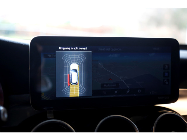 Mercedes-Benz GLC 300e 4MATIC PHEV Plug in hybride*BTW*1ste Eig*Perfect Onderh.*Elek. Trekhaak Act. Remass. Parkeerass. LED Stoelverw. Cruise-Cont