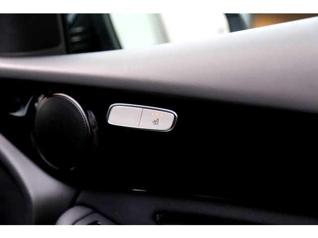 Mercedes-Benz GLC 300e 4MATIC PHEV Plug in hybride*BTW*1ste Eig*Perfect Onderh.*Elek. Trekhaak Act. Remass. Parkeerass. LED Stoelverw. Cruise-Cont