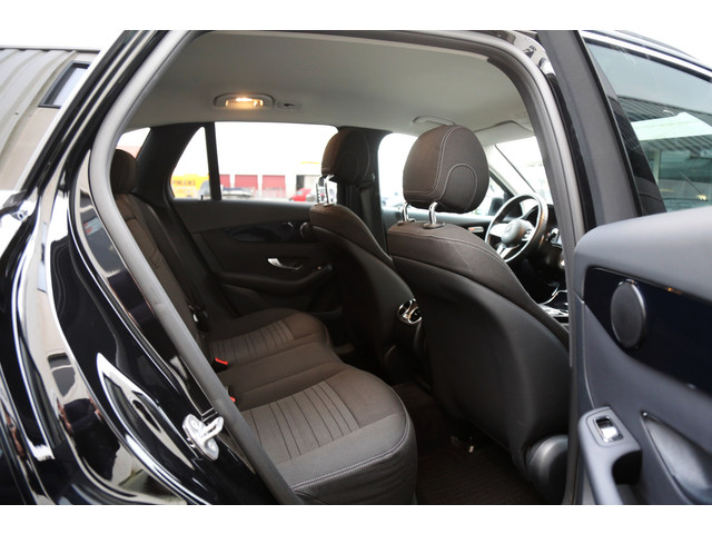 Mercedes-Benz GLC 300e 4MATIC PHEV Plug in hybride*BTW*1ste Eig*Perfect Onderh.*Elek. Trekhaak Act. Remass. Parkeerass. LED Stoelverw. Cruise-Cont