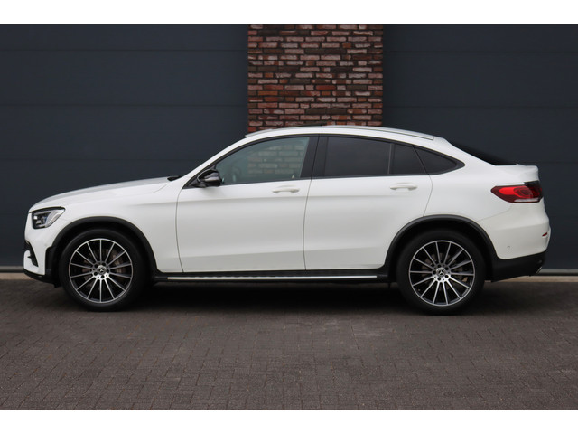 Mercedes-Benz GLC Coupé 300 4MATIC Premium+ AMG Line Aut9 | Schuifdak | Distronic+ | Trekhaak | Burmester | Memory | Surround Camera | Multibeam L