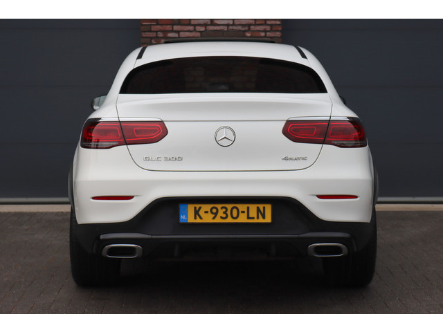Mercedes-Benz GLC Coupé 300 4MATIC Premium+ AMG Line Aut9 | Schuifdak | Distronic+ | Trekhaak | Burmester | Memory | Surround Camera | Multibeam L