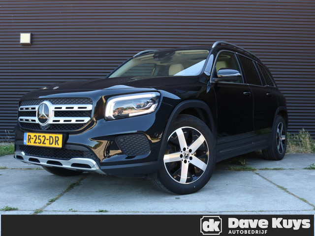 mercedes-benz-glb-250-4matic---panoramadak---distronic---trekhaak-mercedes-benz-glb-250-4matic---panoramadak---acc---trekhaak