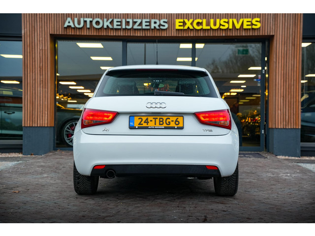 Audi A1 1.2 TFSI Connect Stoelverwarming cruisecontrol