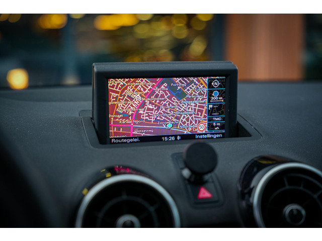 Audi A1 1.2 TFSI Connect Stoelverwarming cruisecontrol