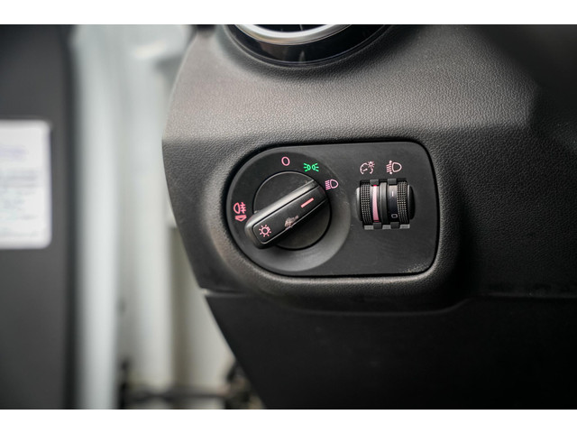 Audi A1 1.2 TFSI Connect Stoelverwarming cruisecontrol