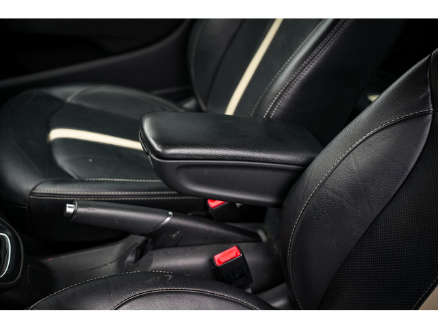 Audi A1 1.2 TFSI Connect Stoelverwarming cruisecontrol