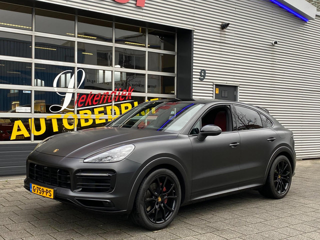 porsche-cayenne-coup-3.0-e-hybrid-463pk---matt-zwart-i-panorama-dak-i-leer-i-navigatie-en-nog-veel-meer...