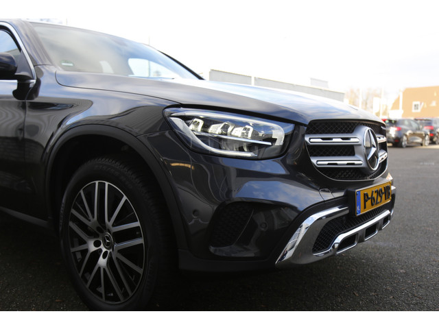 Mercedes-Benz GLC 300e Plug in hybride PHEV 4MATIC Luxury*NL-Auto*Perfect MB Onderh.*1ste Eig*Elek. Trekhaak Elek. Klep Digi.Klokken Standkachel C