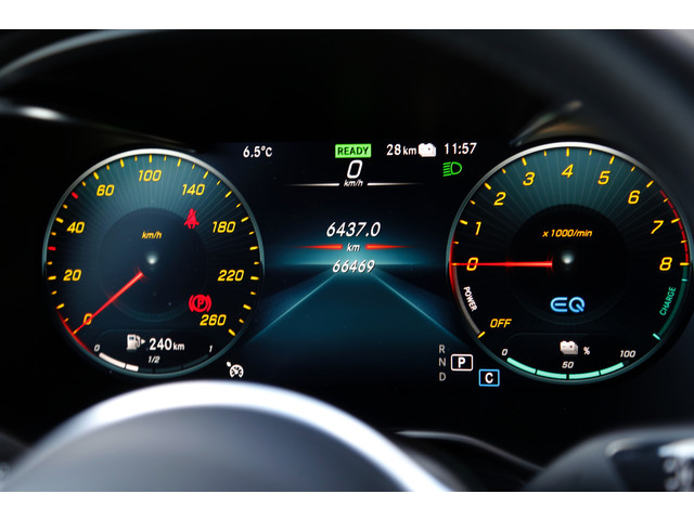 Mercedes-Benz GLC 300e Plug in hybride PHEV 4MATIC Luxury*NL-Auto*Perfect MB Onderh.*1ste Eig*Elek. Trekhaak Elek. Klep Digi.Klokken Standkachel C
