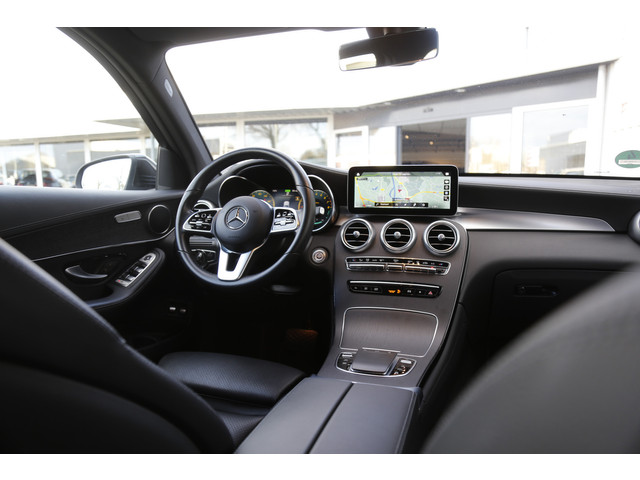 Mercedes-Benz GLC 300e Plug in hybride PHEV 4MATIC Luxury*NL-Auto*Perfect MB Onderh.*1ste Eig*Elek. Trekhaak Elek. Klep Digi.Klokken Standkachel C
