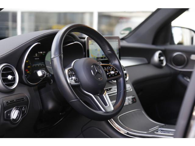 Mercedes-Benz GLC 300e Plug in hybride PHEV 4MATIC Luxury*NL-Auto*Perfect MB Onderh.*1ste Eig*Elek. Trekhaak Elek. Klep Digi.Klokken Standkachel C