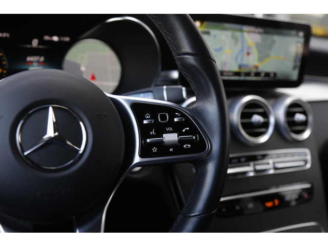 Mercedes-Benz GLC 300e Plug in hybride PHEV 4MATIC Luxury*NL-Auto*Perfect MB Onderh.*1ste Eig*Elek. Trekhaak Elek. Klep Digi.Klokken Standkachel C
