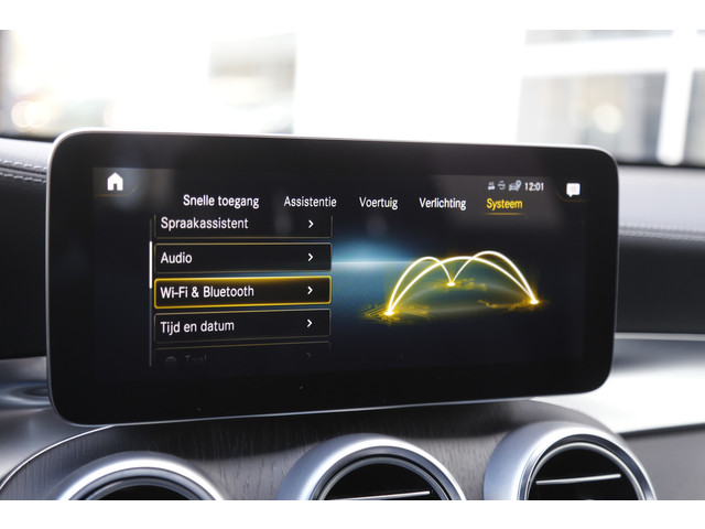 Mercedes-Benz GLC 300e Plug in hybride PHEV 4MATIC Luxury*NL-Auto*Perfect MB Onderh.*1ste Eig*Elek. Trekhaak Elek. Klep Digi.Klokken Standkachel C