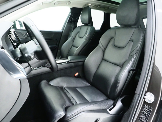Volvo XC60 2.0 T6 Long Range Recharge AWD Ultimate | Panoramadak | Pilot Assist | Harman Kardon | 360 | Head Up