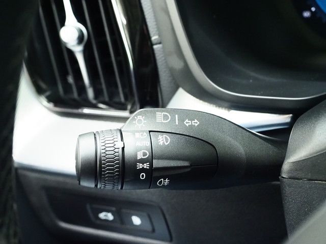 Volvo XC60 2.0 T6 Long Range Recharge AWD Ultimate | Panoramadak | Pilot Assist | Harman Kardon | 360 | Head Up