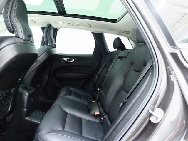 Volvo XC60 2.0 T6 Long Range Recharge AWD Ultimate | Panoramadak | Pilot Assist | Harman Kardon | 360 | Head Up