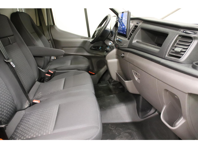 Ford E-Transit L3H2 Trend 68 kWh ELEKTRISCH NAVIGATIESYSTEEM Ford Transit L3H2 Trend 68 kWh ELEKTRISCH NAVIGATIESYSTEEM