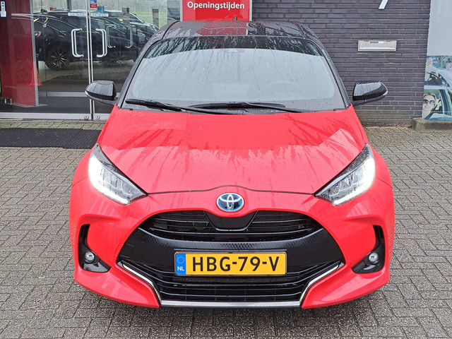 toyota-yaris-1.5-hybrid-launch-edition-hud-apple--android-draadloos-laden-parkeercamera