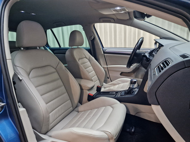 Volkswagen e-Golf *Leder* Warmtepomp Stoelverwarming Adapt. Cruise LED Keyless Dynaudio Camera Navigatie LMV