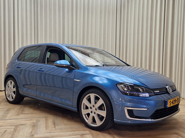 Volkswagen e-Golf *Leder* Warmtepomp Stoelverwarming Adapt. Cruise LED Keyless Dynaudio Camera Navigatie LMV