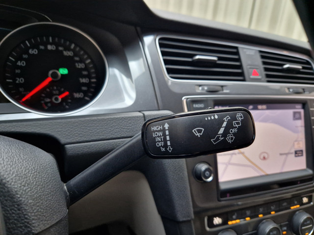 Volkswagen e-Golf *Leder* Warmtepomp Stoelverwarming Adapt. Cruise LED Keyless Dynaudio Camera Navigatie LMV