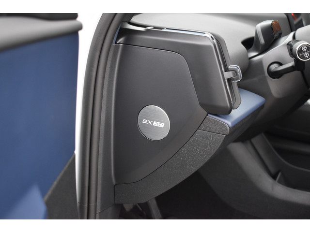 Volvo EX30 Extended Range Plus 69 kWh | 6000,- korting | Climate Pack | Apple Carplay | H&K | Camera | 19'LMV | ACC