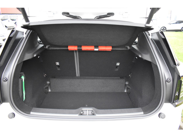 Volvo EX30 Extended Range Plus 69 kWh | 6000,- korting | Climate Pack | Apple Carplay | H&K | Camera | 19'LMV | ACC