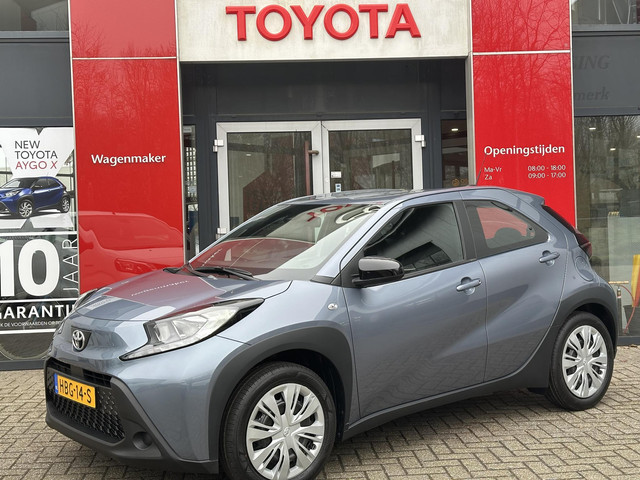 toyota-aygo-x-play-airco-apple--android-auto-parkeercamera-adaptive-cruise