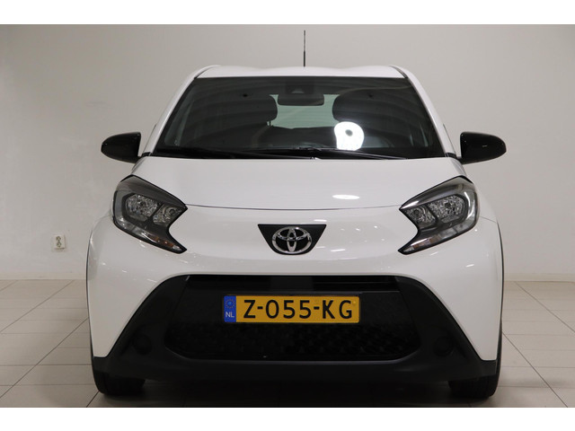 toyota-aygo-x-1.0-vvt-i-mt-play--apple-carplay--android-auto--camera--cruise-control--1e-eigenaar-