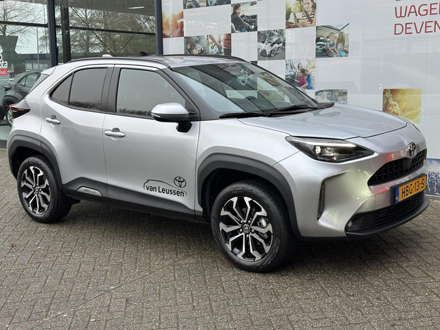 toyota-yaris-cross-1.5-hybrid-first-edition-2024-model-apple-android-led-privacy-glass-17lmv-keyless-nl-auto
