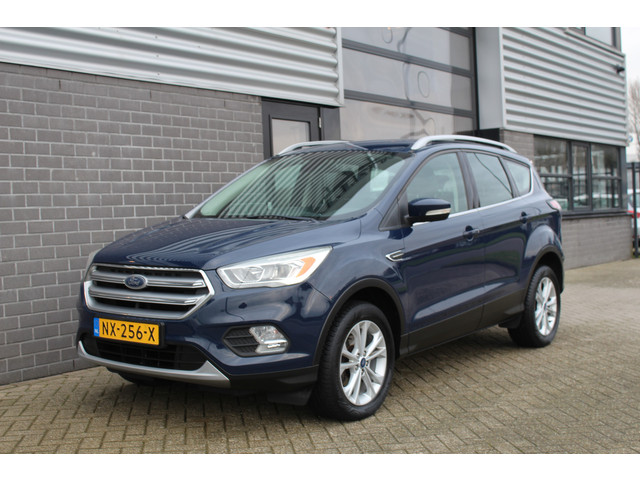 ford-kuga-1.5-ecoboost-titanium---carplay---keyless---n.a.p.