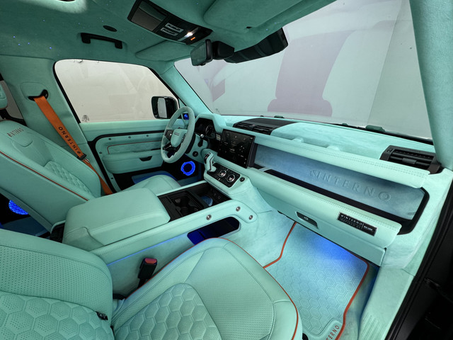 Land Rover Defender 2.0 P400e 110 X✅Customized Signature Car✅UNIEK✅Custom Interieur✅Stoelventilatie✅URBAN✅Meridian✅Panoramadak✅