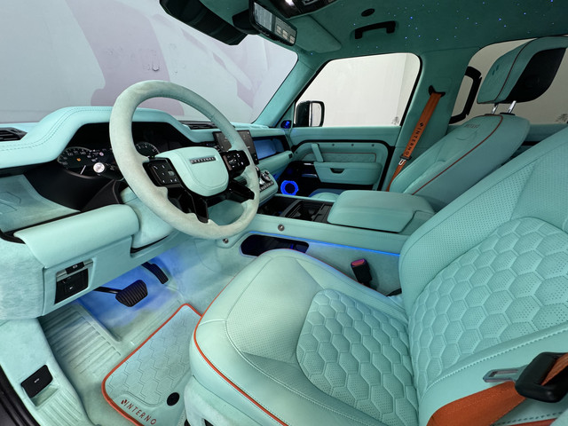 Land Rover Defender 2.0 P400e 110 X✅Customized Signature Car✅UNIEK✅Custom Interieur✅Stoelventilatie✅URBAN✅Meridian✅Panoramadak✅