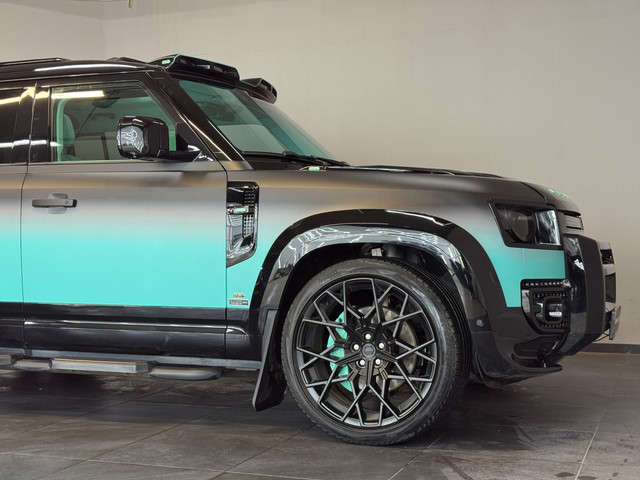 Land Rover Defender 2.0 P400e 110 X✅Customized Signature Car✅UNIEK✅Custom Interieur✅Stoelventilatie✅URBAN✅Meridian✅Panoramadak✅